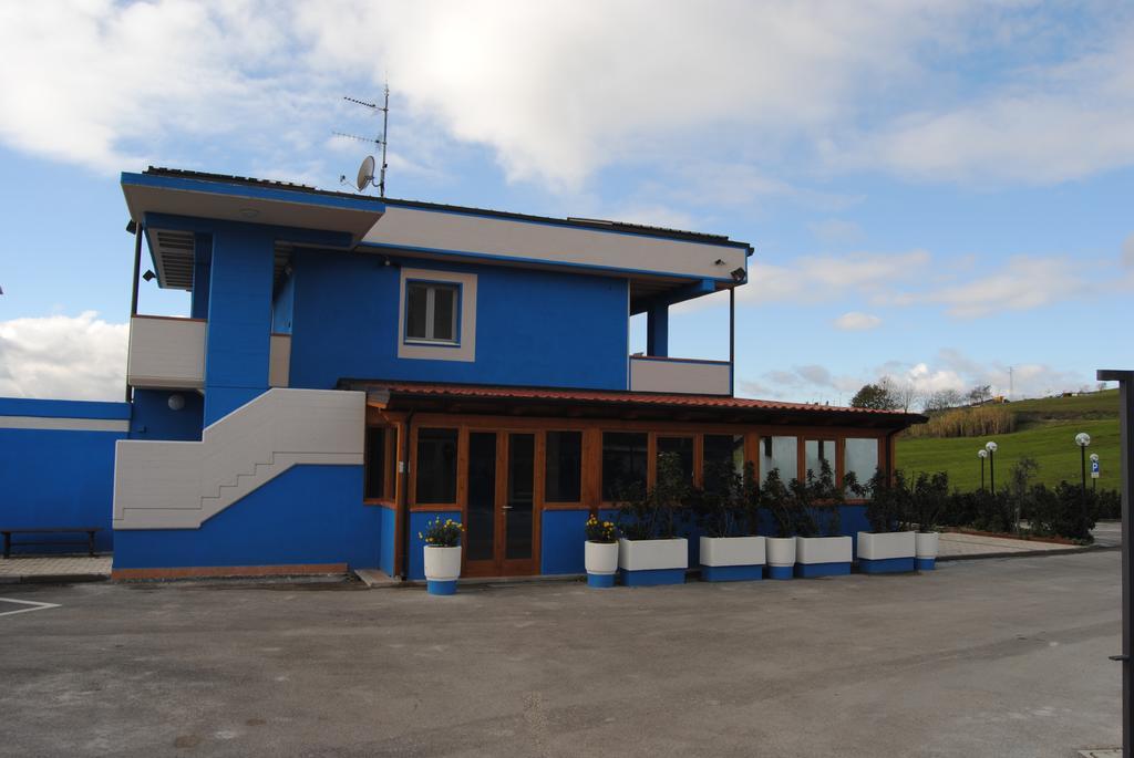 B&B Alla Corte Blu Melfi Exterior photo